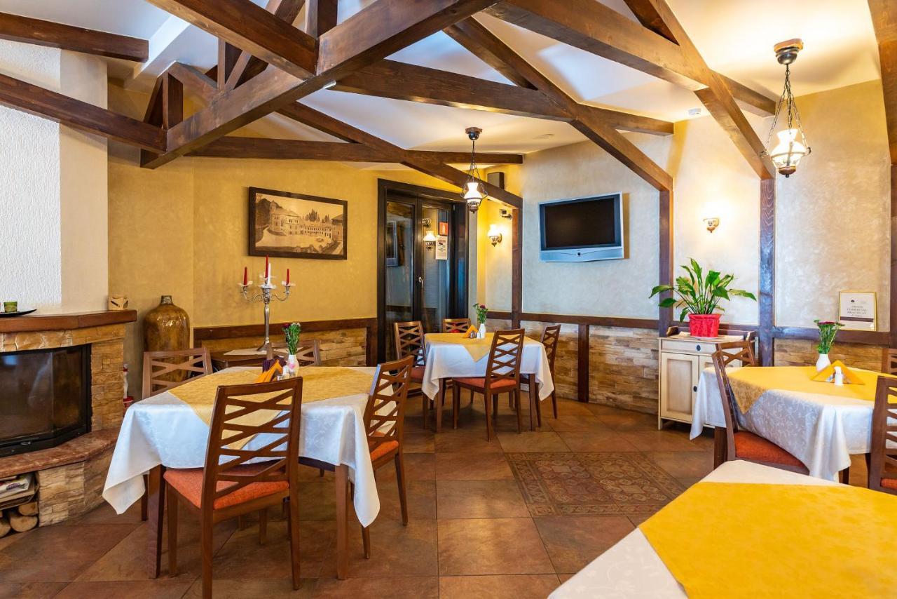 Casa Freya Hotel Busteni Exterior photo